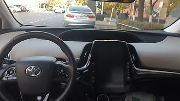 Toyota: Toyota Prius: 2020 г., 1.8 л, Автомат, Гибрид, Лифтбек — 4