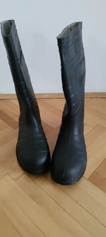 muške čizme za zimu: Nove radne cizme,br 43
