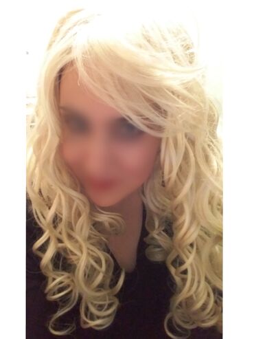 парик продаю: ПРОДАЮ ПАРИК,новый,оттенок цвета блонд. ( Корея ). Лучше писать на