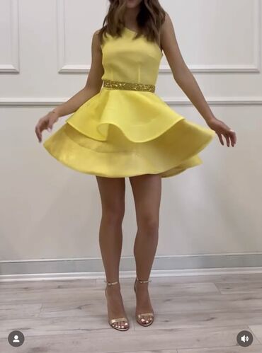 šljokičasta haljina: M (EU 38), bоја - Žuta, Večernji, maturski, Na bretele