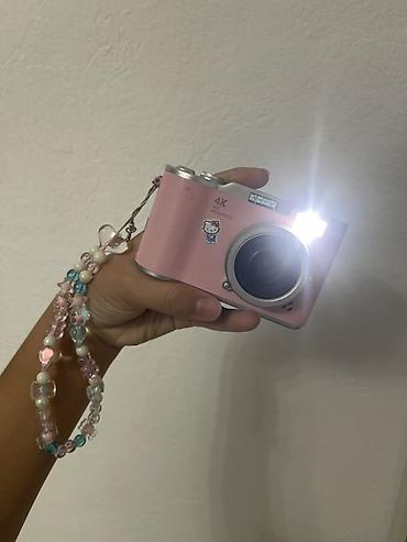 digital camera: Компактная цифровая камера 4K в розовом цвете с откидным — 1