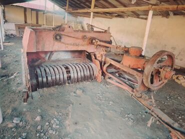 Pres bağlayanlar: Məhsul: Ot presi (kvadrat balya üçün), traktorla qoşulan Təsvir: - — 4