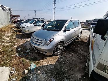 ош авто базар: Toyota Ist: 2003 г., 1.3 л, Автомат, Бензин, Хетчбек — 5