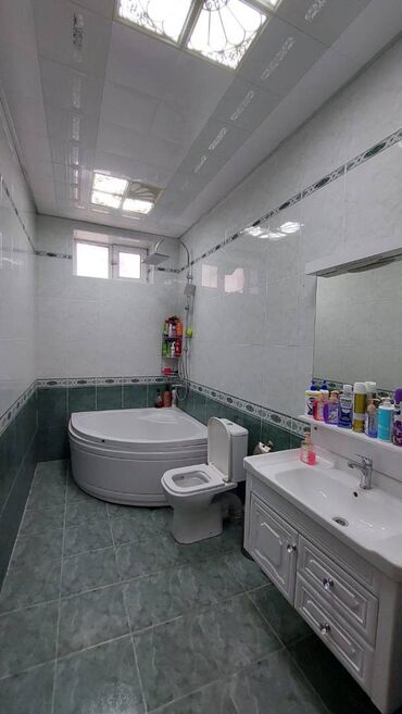 Bağ evlərinin satışı: Bakı, Yasamal, 420 kv. m, 7 otaqlı, Hovuzlu, Kanalizasiya, Kombi, Qaz -da lalafo.az — 23 Bağ evlərinin satışı: Bakı, Yasamal, 420 kv. m, 7 otaqlı, Hovuzlu, Kanalizasiya, Kombi, Qaz — 23