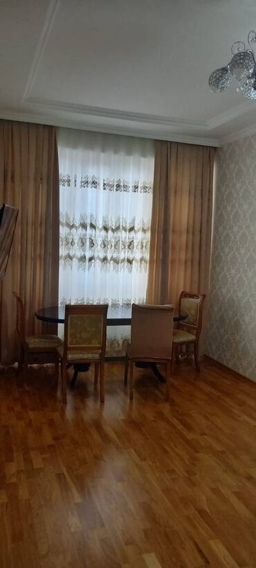 Uzunmüddətli kirayə mənzillər: Nizami Rayonu Neftçilər Xəzər İnşaat 3 otaq. Mərtəbə - 16/2 Otaq sayı — 2