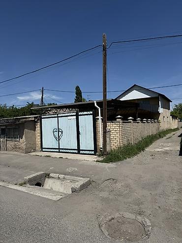 Продажа коттеджей и домов: Продаётся квартира барачного типа Основные характеристики: - Отдельно — 2