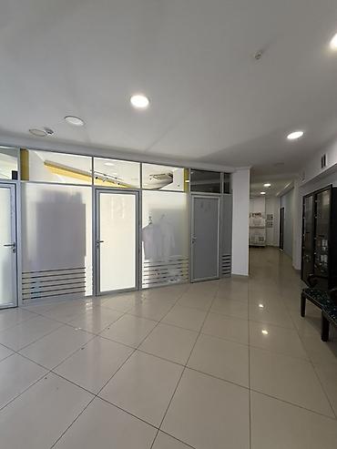офисное: Аренда офисов, 20 м², В бизнес центре, С отдельным сан узлом — 2