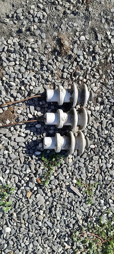 Elektrik kabelləri: Sənaye elektrik avadanlığı dəsti Tərkib: - 3 fazalı, əl qolu ilə — 2