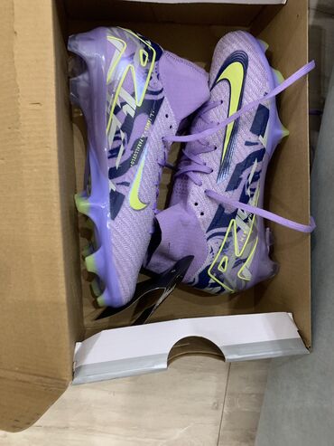 вечернее платье с длинным рукавом: Мужские кроссовки, 38, Nike, Новый, цвет - Фиолетовый, Самовывоз