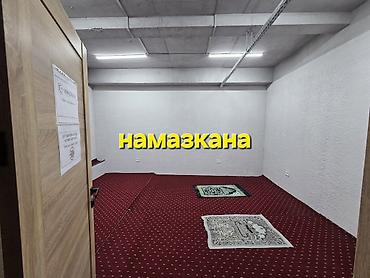 октябрьская: Аренда офисов, 35 м², В бизнес центре, С видом на горы, 1 линия, С оборудованием — 9