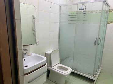 Uzunmüddətli kirayə mənzillər: ⚜️3 otaqlı, tam şəraitli mənzil kirayə verilir. ⚜️Tibb — 17