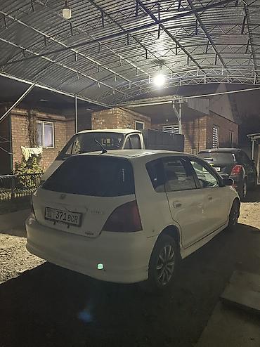 mazda 326: Honda Civic: 2000 г., 1.5 л, Вариатор, Бензин, Хэтчбэк — 9