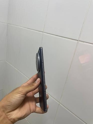 tech: Vivo X100 Ultra, Б/у, 256 ГБ, цвет - Черный, 2 SIM, eSIM — 6