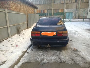 Volkswagen: Volkswagen Vento: 1991 г., 1.8 л, Механика, Бензин, Седан