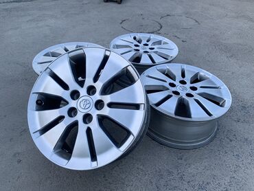 Диски: Литые Диски R 17 Toyota, Комплект, отверстий - 5, Б/у