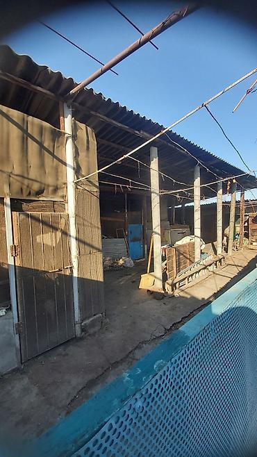 Продажа коттеджей и домов: Продается одноэтажный дом 108 кв.м. с приусадебным участком и — 16