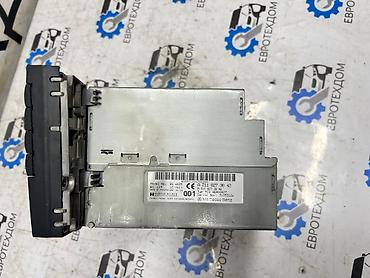 Другие детали салона: Магнитола Mercedes E-Class W211 2.7 diesel 2004. Контрактный из — 7