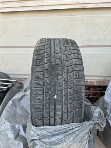 зимние шины на мерс: Шины 235 / 45 / R 17, Зима, 1 шт, Легковые, Dunlop