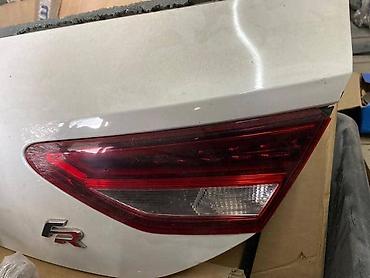 zuti zec: DESNA STOP LAMPA ZA SEAT LEON | Desna stop lampa u gepek vratima za — 1