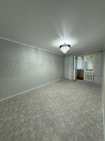 Продажа квартир: 1 комната, 32 м², 104 серия, 1 этаж, Косметический ремонт — 7