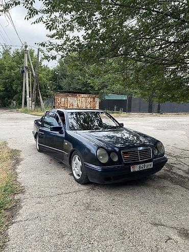 мерс крокодил: Mercedes-Benz E-Class: 1997 г., Автомат — 4