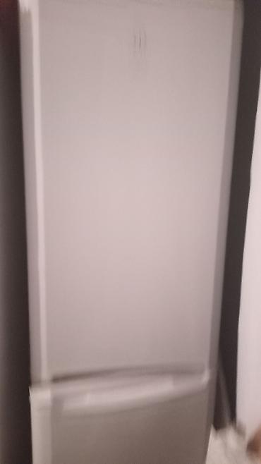 Soyuducular: 2 qapılı Samsung Soyuducu Satılır, rəng - Ağ — 4