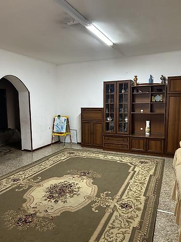 толстого: 6 комнат и более, 206 м², 5 соток, Бишкек, Токольдош Собственник — 5