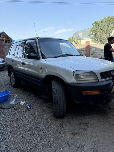 полики для авто бишкек цена: Toyota RAV4: 1998 г., 2 л, Автоматические, Бензин, Кроссовер
