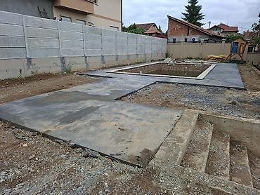 ugradnja stepenica: Betonske staze i plato oko bazena – usluga izrade - Izrada — 3