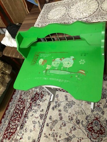 детская кровать с пеленальным столиком: Стол детский