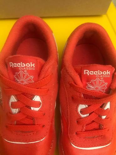 reebok: Reebok brendinden unisex(hem qiz hem oglan ucun) 25 razmer krassovka — 5