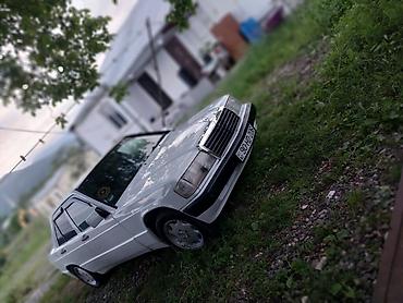 maşin satisi: Mercedes-Benz 190 (W201) sedan – ağ rəng - Kuzov: 4 qapılı sedan — 8
