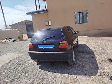 кочкор авто: Volkswagen Golf: 1993 г., 1.8 л, Кол менен иштөөчү, Бензин, Хетчбек — 5