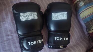 Боксерские груши: Перчатки боксёрские Top Tenв отличном состоянии, продажа по