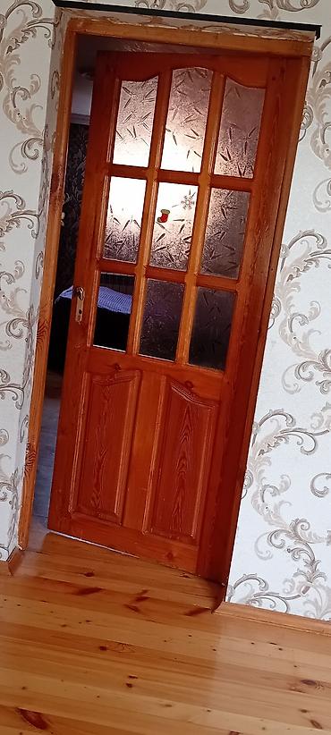 taxta salban: Taxta otaq qapısı – şüşəli klassik model. Qapı təbii ağac — 3