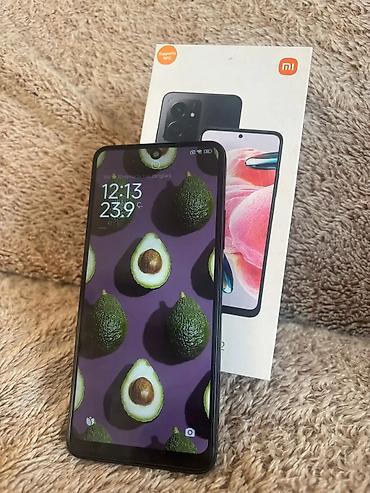 Mobil telefonlar: Xiaomi 12, rəng - Qara, 
 İki sim kartlı — 3