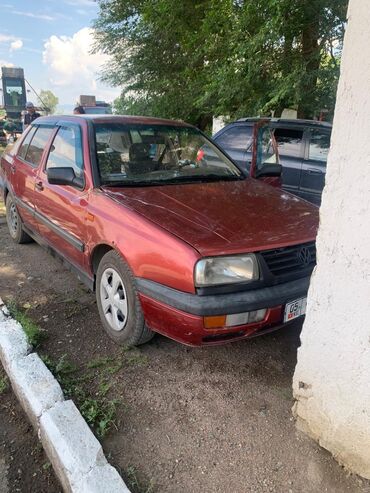 продам срочно машину: Volkswagen Vento: 1993 г., 1.8 л, Автоматтык, Бензин, Седан