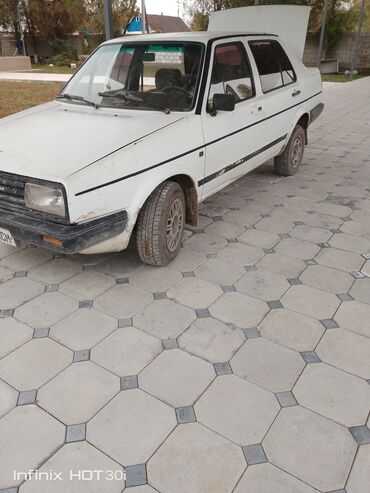 Volkswagen: Volkswagen Jetta: 1984 г., 1.8 л, Механика, Бензин, Седан