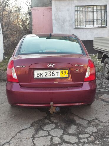 Hyundai: Hyundai Verna: 2006 г., 1.4 л, Механика, Бензин, Седан