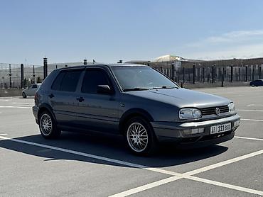 passat variant: Volkswagen Golf: 1996 г., 1.8 л, Механика, Бензин, Хэтчбэк — 5