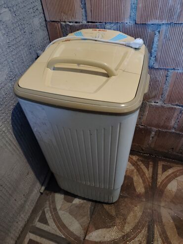 Paltaryuyan maşınlar: Paltaryuyan maşın Milano, 8 kq, İşlənmiş, Yarımavtomat, Qurutmasız, Kredit yoxdur, Ünvandan götürmə, Ödənişli çatdırılma