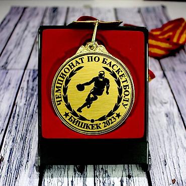 Значки, ордена и медали: Медали с вашим текстом на заказ с любым текстом за короткие сроки — 16