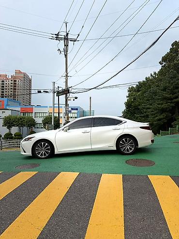 джели авто: Lexus ES: 2019 г., 2.5 л, Автомат, Гибрид, Седан — 3