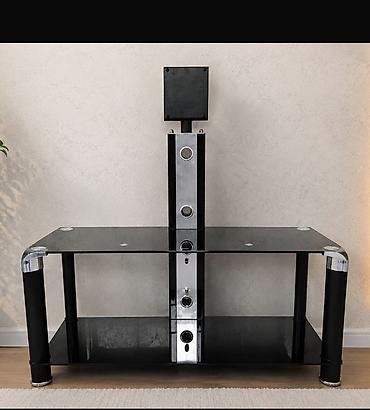 islenmis vitrin polkalar: TV altlığı — 1
