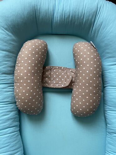 рубашечки для новорожденных: Продаю ортопедическую подушку для новорожденных. Можно использовать в