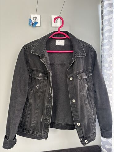 джинсовая рубашка мужская: Джинсовая куртка Zara Kids серого цвета с классическим воротником и