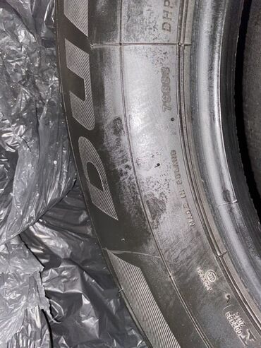 Təkərlər: İşlənmiş Şin Bridgestone 235 / 60 / R 18 — 11