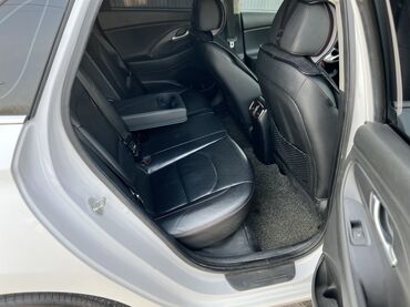 Hyundai: Hyundai i30: 2018 г., 1.6 л, Автомат, Дизель, Хэтчбэк — 9