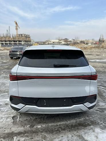 BYD: BYD Yuan Plus: 2022 г., Автомат, Электромобиль, Кроссовер — 4