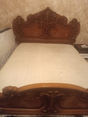 taxt doseklerinin satisi: Rəxşəndə🦋
Taxt satılır. Matras var qiymət 120 manat. Ünvan Saray